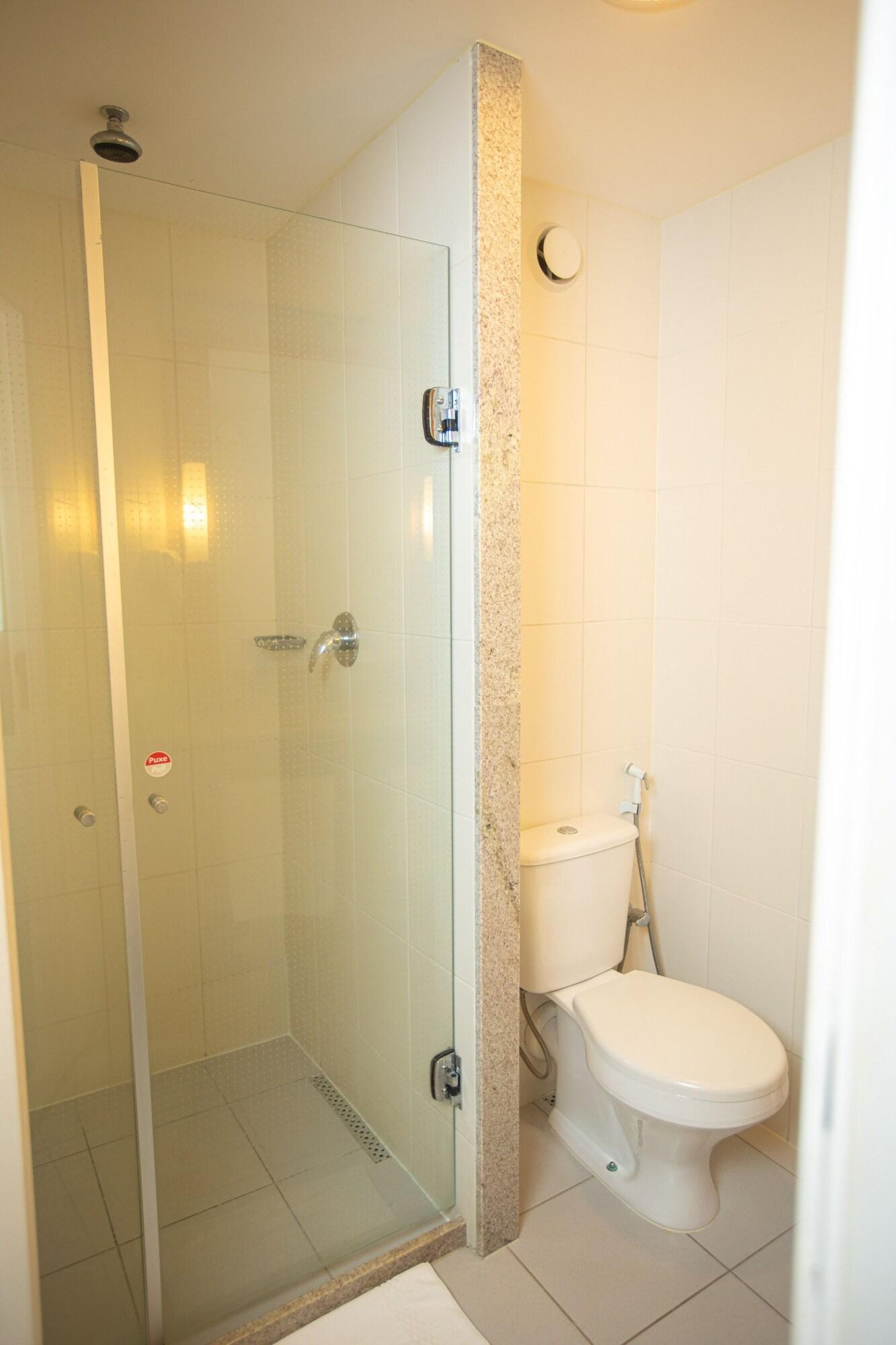 Ibis Do Canto 3*